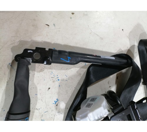 Ремень безопасности передний левый