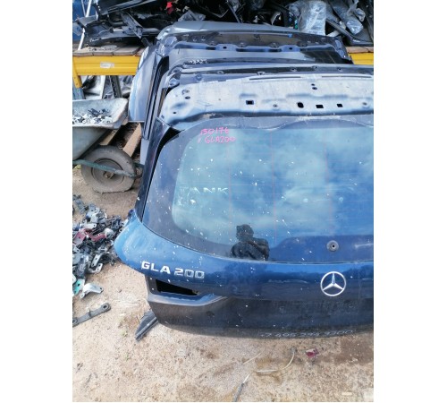 Дверь багажника со стеклом