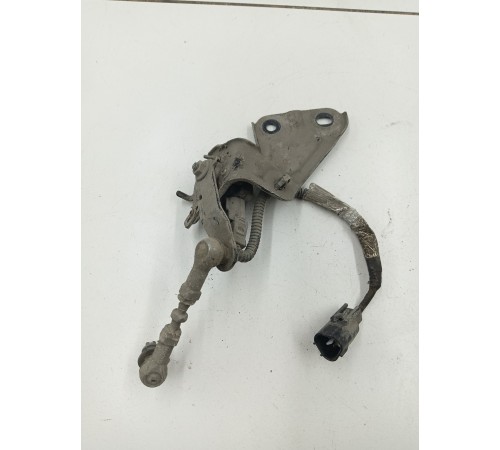 Датчик высоты дорожного просвета правый