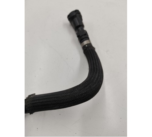 Патрубок системы охлаждения