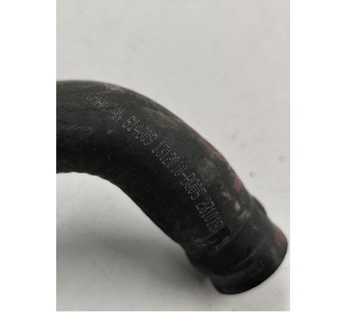 Патрубок системы охлаждения