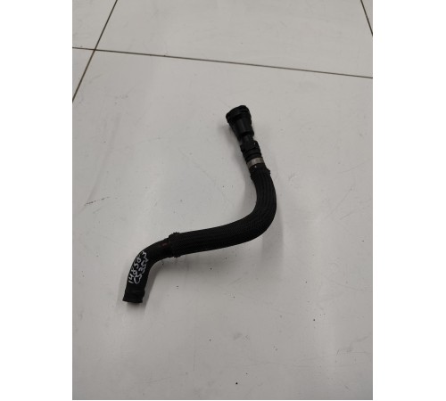 Патрубок системы охлаждения