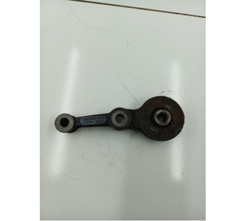 Кронштейн переднего редуктора