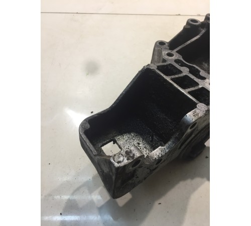 Ролик-натяжитель