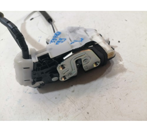 Замок двери задний левый