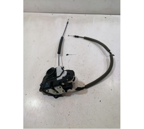 Замок двери задний левый