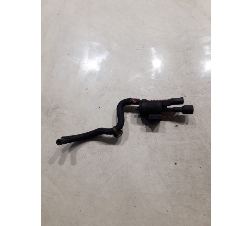 Клапан вакуумный рециркуляции отработанных газов