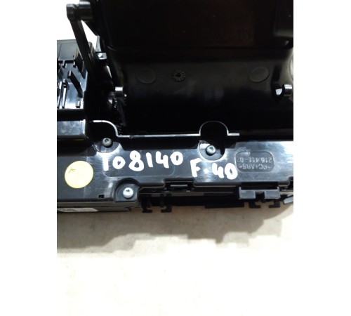 Блок управления климатом(передний)