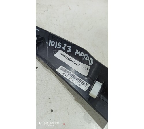 Накладка центральной консоли декоративная задняя правая