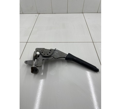 Рычаг стояночного тормоза