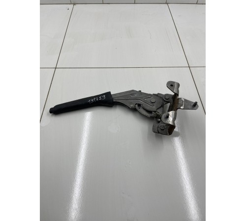 Рычаг стояночного тормоза