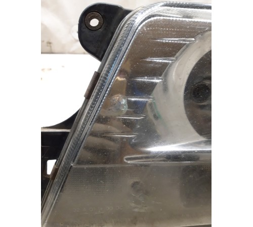 Фара (передняя левая)