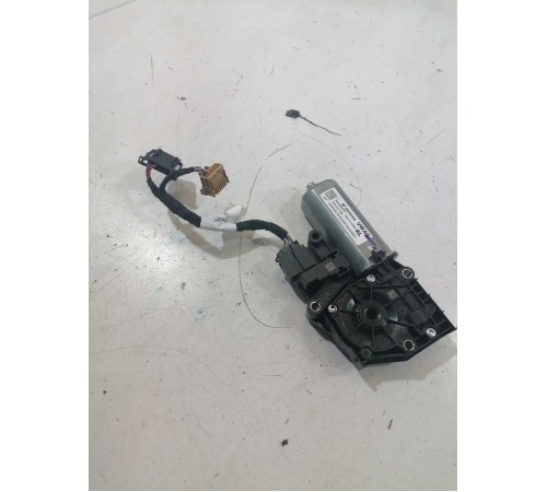 Моторчик люка передний