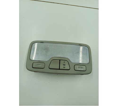 Плафон внутреннего освещения салона