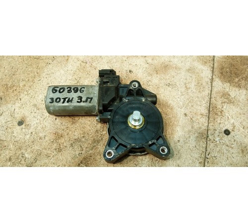 Моторчик стеклоподъемника задний правый