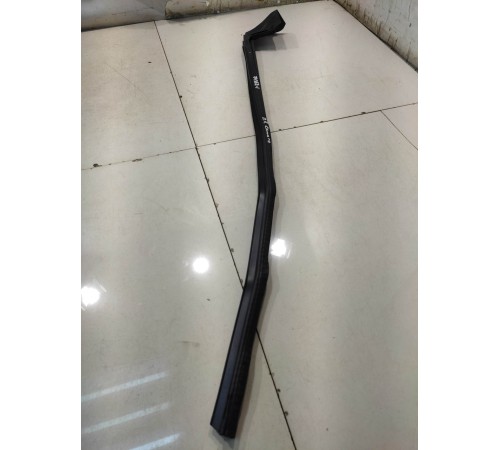 Уплотнитель стекла (передний, правый)