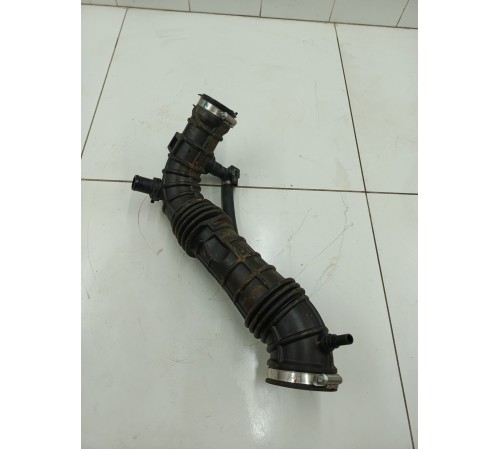 Патрубок воздушного фильтра