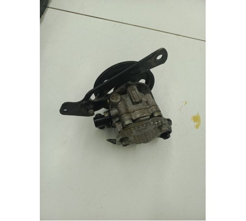 Насос гидроусилителя ГУР