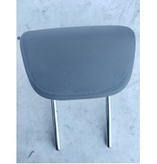 Подголовник задний левый