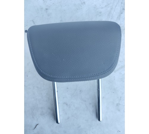 Подголовник задний левый