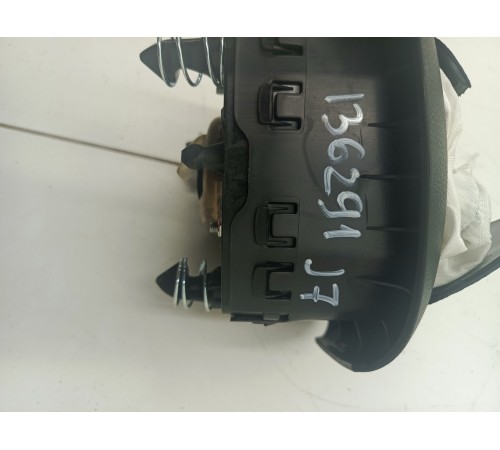 Подушка безопасности водителя 