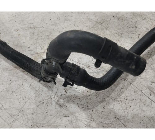 Трубка системы охлаждения