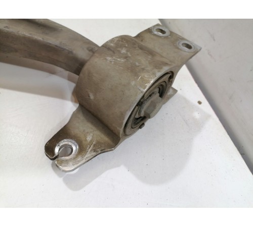 Рычаг подвески передний правый