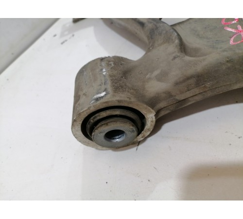 Рычаг подвески передний правый