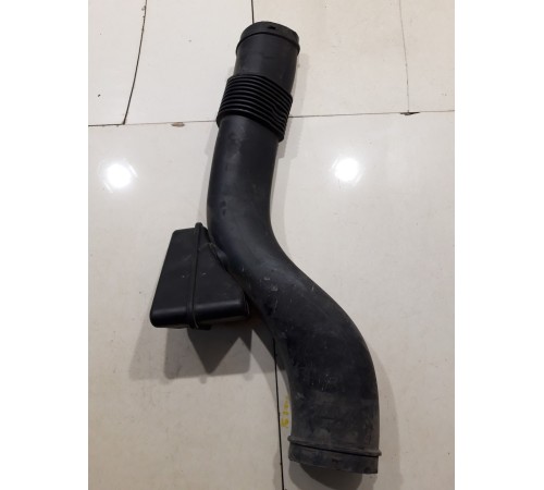 Патрубок воздушного фильтра