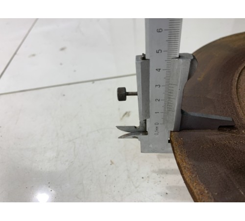 Тормозной диск (задний, правый)