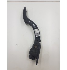 Педаль акселератор (газа)