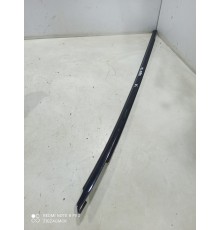 Уплотнитель стекла (передний левый наружный)