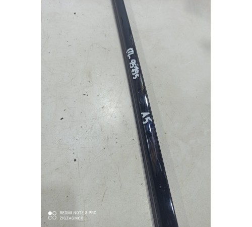 Уплотнитель стекла (передний левый наружный)