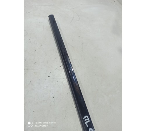 Уплотнитель стекла (передний левый наружный)