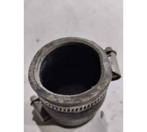 Патрубок радиатора