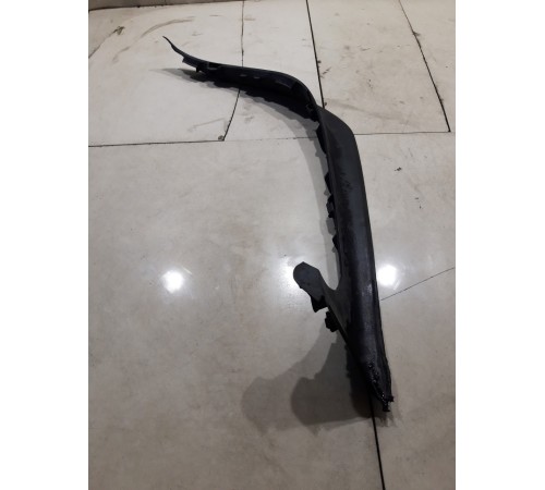 Водосток крышки багажника левый