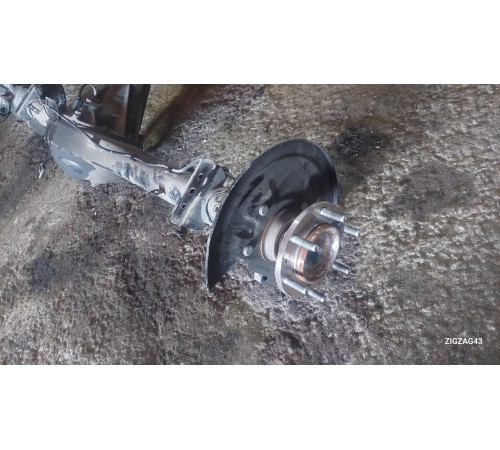 Задний мост в сборе