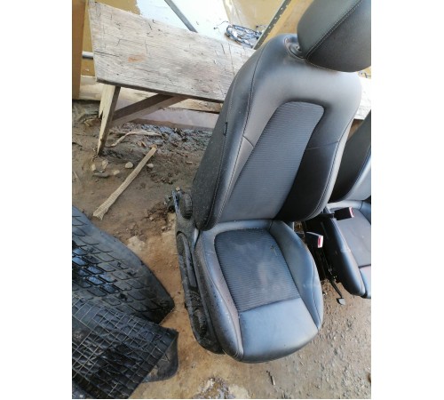 Сиденье переднее правое