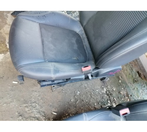 Сиденье переднее правое