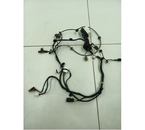 Электропроводка двери передняя левая