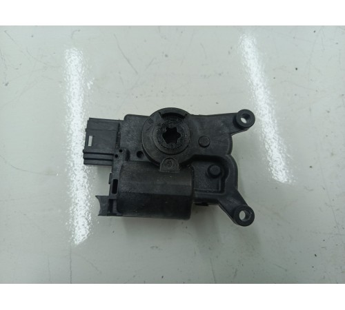 Моторчик привода заслонок отопителя