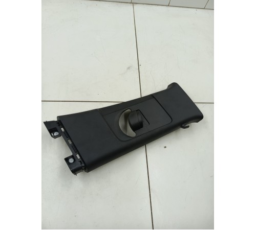 Обшивка центральной стойки (правая) нижняя