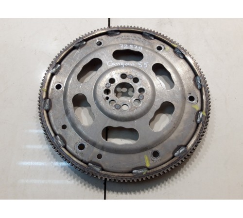 Маховик двигателя