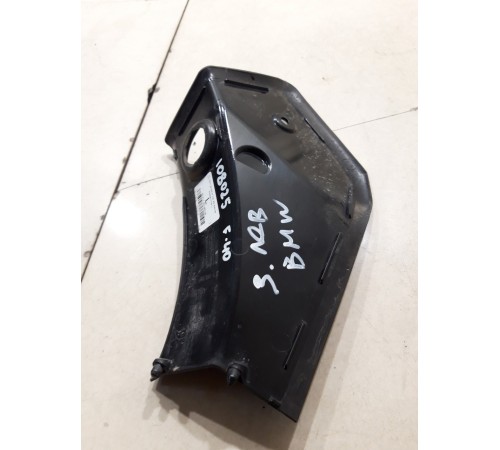 Накладка фонаря левая