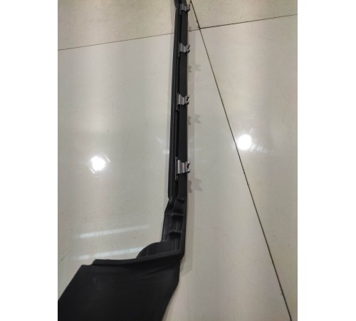 Уплотнитель стекла (задний, правый)