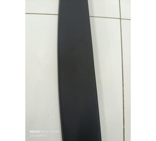 Накладка двери крышки багажника