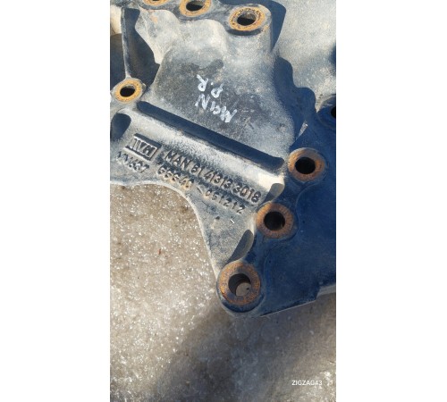 Кронштейн(крепление) передней рессоры правый