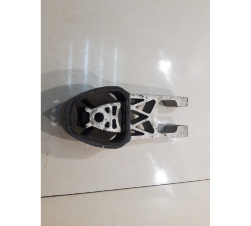 Опора двигателя (задняя)