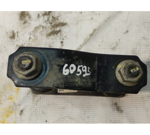 Серьга задней рессоры