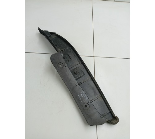 Пыльник крыла передний левый